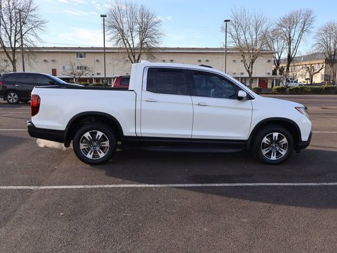 Used 2017 Honda Ridgeline RTL-E image 8