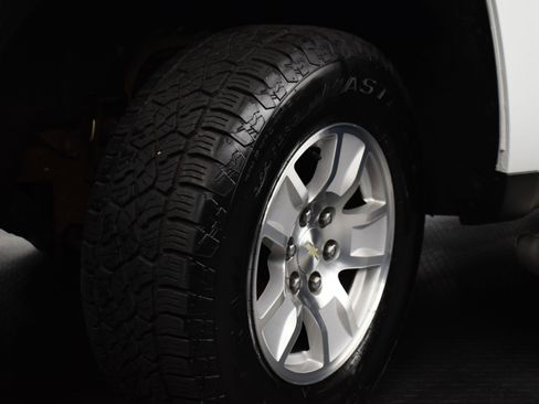 Used 2019 Chevrolet Silverado 1500 LT image 10