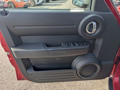 Used 2009 Dodge Nitro SE image 9