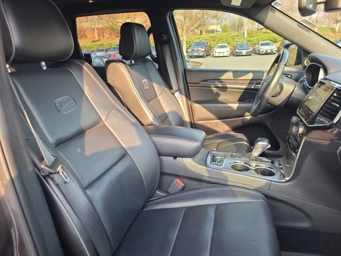 Used 2020 Jeep Grand Cherokee Overland image 30