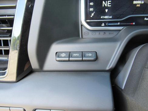 Used 2024 GMC Sierra 2500 AT4 w/ AT4 Premium Plus Package image 28