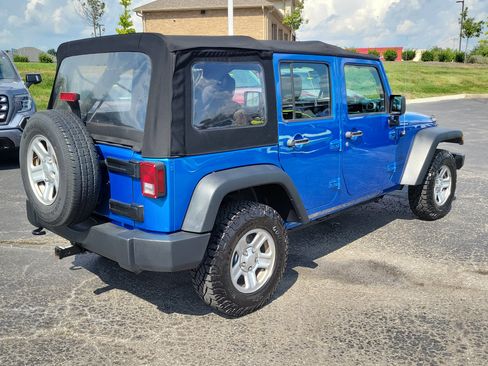 Used 2016 Jeep Wrangler Unlimited Sport AWD/4WD image 4