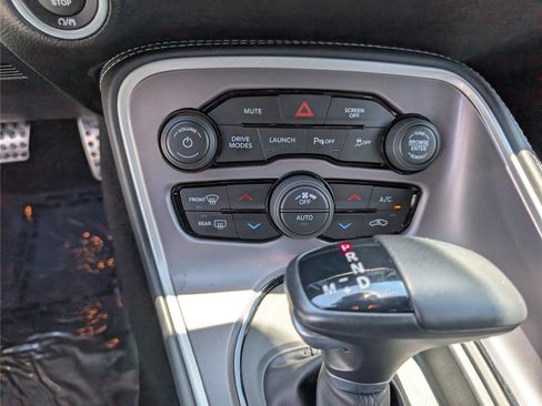 Used 2022 Dodge Challenger R/T Scat Pack RWD image 21