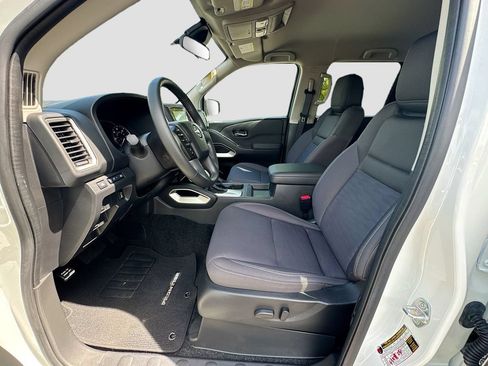 Certified 2024 Nissan Frontier SV w/ SV Convenience Package RWD image 26