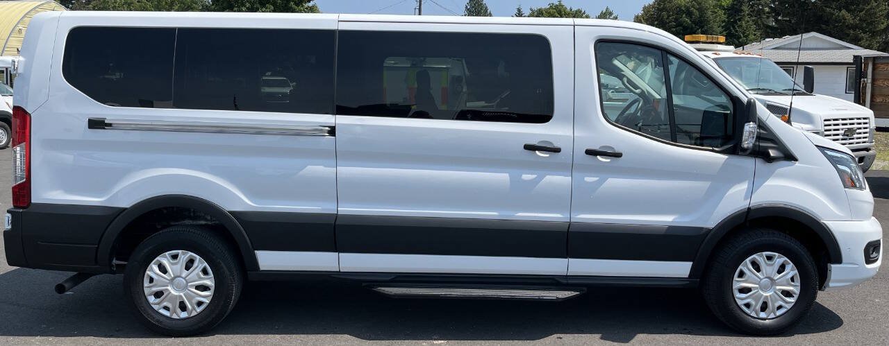 Used 2024 Ford Transit 350 XLT RWD image 4