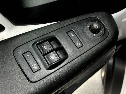 Used 2023 RAM ProMaster 2500 FWD image 15