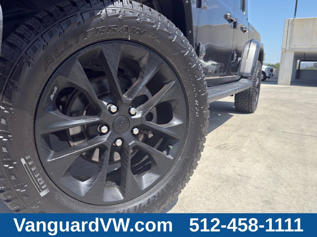 Used 2021 Jeep Gladiator Overland AWD/4WD image 4