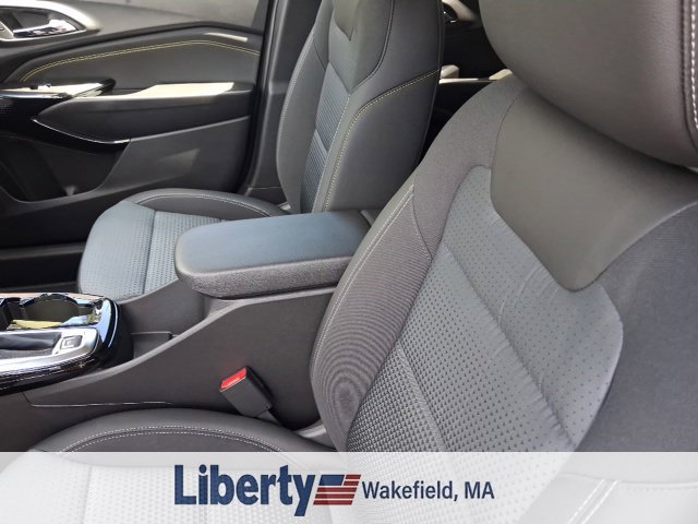 New 2026 Chevrolet Trax LT FWD image 8
