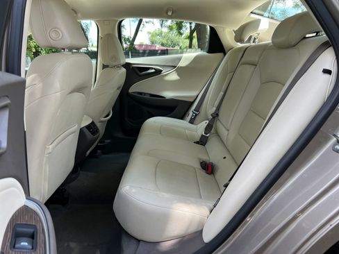 Used 2024 Chevrolet Malibu LT image 20