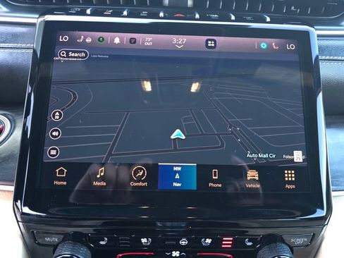 Certified 2023 Jeep Grand Cherokee L Limited w/ Luxury Tech Group II RWD image 12