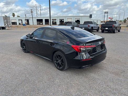 Used 2024 Honda Civic Sport image 5