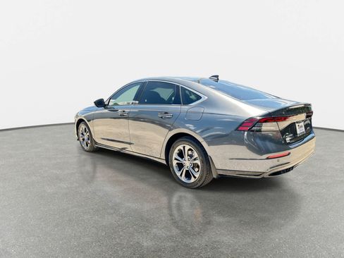 Used 2024 Honda Accord EX-L image 6