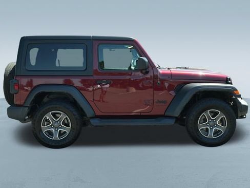 Used 2022 Jeep Wrangler Sport AWD/4WD image 10