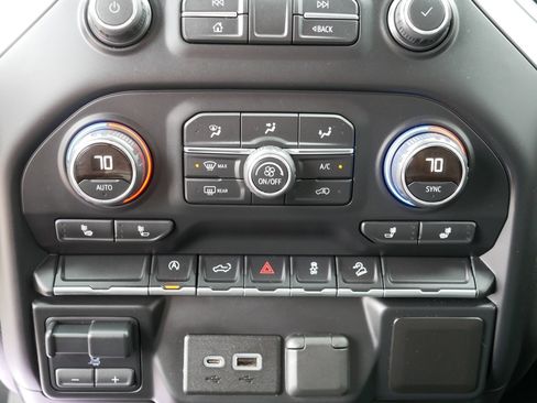 Used 2019 Chevrolet Silverado 1500 LT Trail Boss w/ Convenience Package image 23