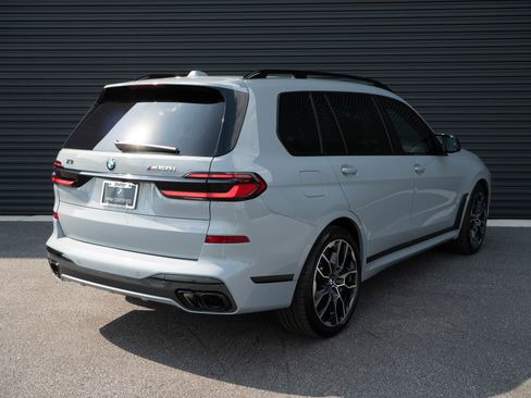 Used 2026 BMW X7 M60i AWD/4WD image 27