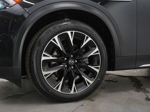 Certified 2024 MAZDA CX-90 Plug-In Hybrid w/ Premium Pkg image 32