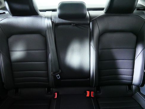 Used 2024 Volkswagen Jetta SE FWD image 13