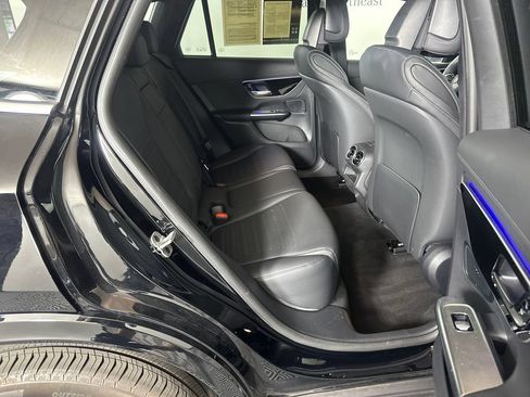 Certified 2026 Mercedes-Benz GLC 300 image 17