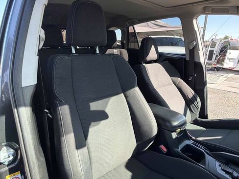 Used 2018 Toyota RAV4 XLE FWD image 26