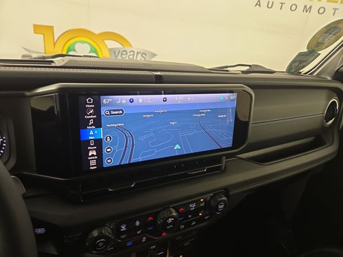 Used 2024 Jeep Wrangler High Altitude image 21