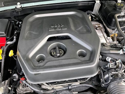 Used 2023 Jeep Wrangler Sport AWD/4WD image 31