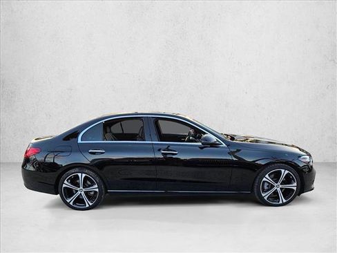 Used 2025 Mercedes-Benz C 300 Sedan image 4