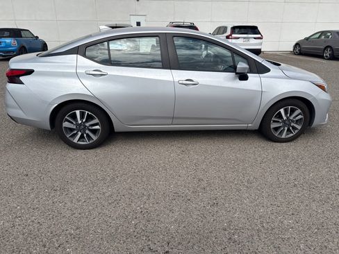 Used 2024 Nissan Versa SV FWD image 7