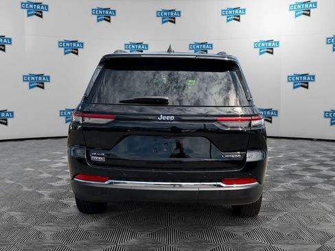Certified 2023 Jeep Grand Cherokee Laredo w/ Luxury Tech Group I AWD/4WD image 5