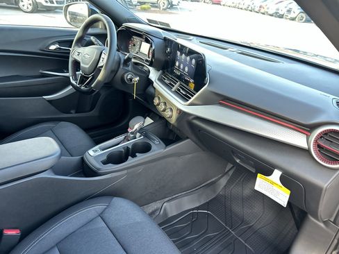 New 2026 Chevrolet Trax RS image 15