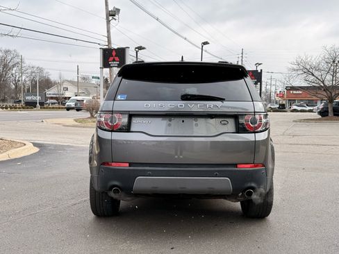 Used 2016 Land Rover Discovery Sport SE image 7