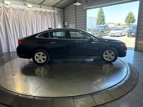 Used 2024 Chevrolet Malibu LT FWD image 4