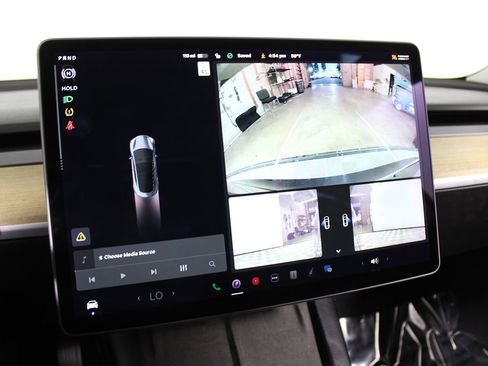 Used 2021 Tesla Model 3 Standard Range Plus image 15