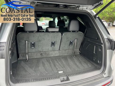 Used 2026 Chevrolet Traverse LT FWD image 15