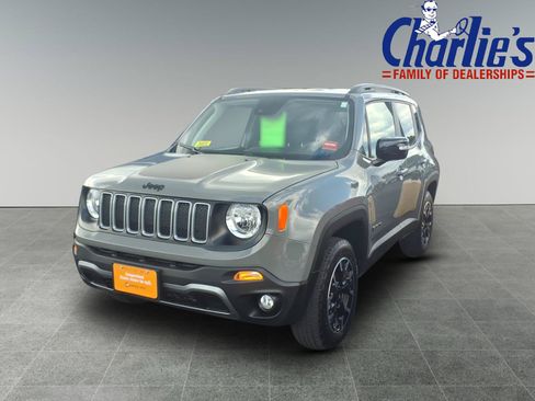 Used 2023 Jeep Renegade Latitude AWD/4WD image 1