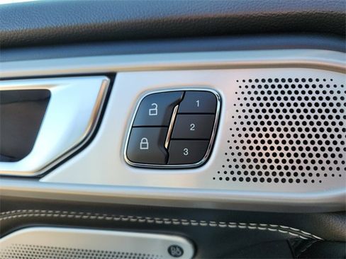 Used 2021 Ford Explorer ST w/ Equipment Group 401A image 31