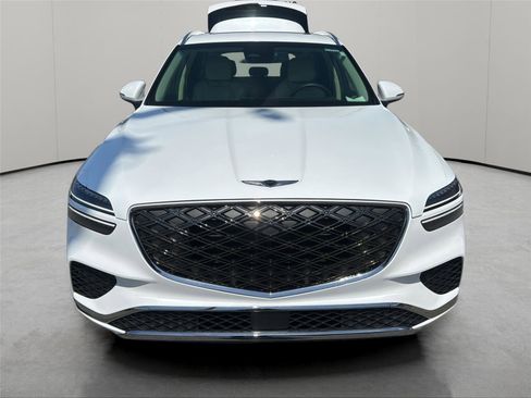 Used 2026 Genesis GV70 2.5T Select image 8