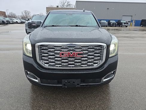 Used 2018 GMC Yukon XL Denali w/ Denali Ultimate Package AWD/4WD image 2