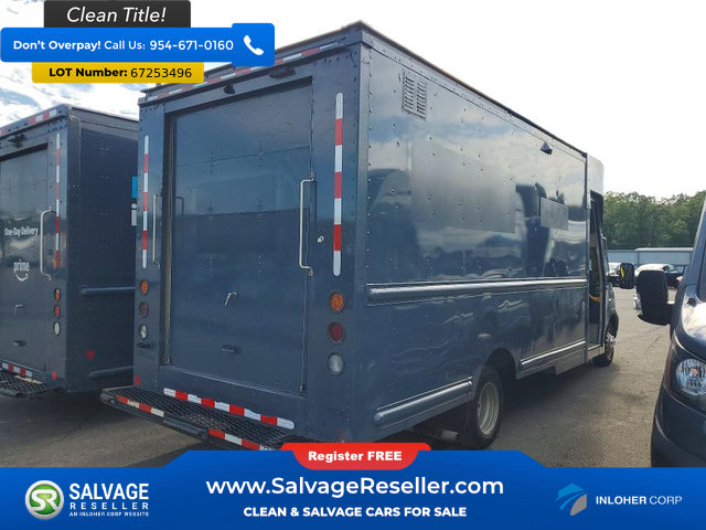 Used 2021 Ford Transit 350 DRW RWD image 4