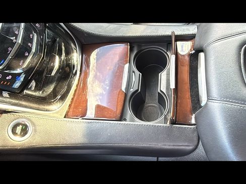 Used 2018 Cadillac Escalade Luxury image 22