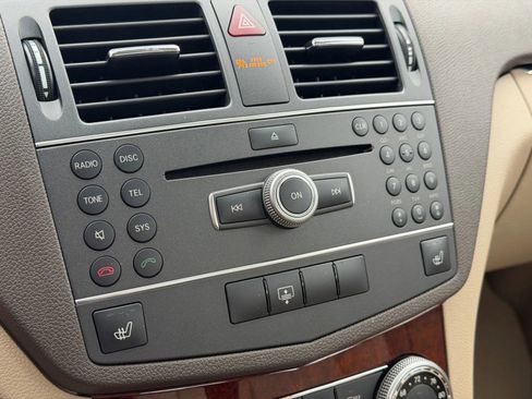 Used 2011 Mercedes-Benz C 300 C 300 Luxury Sedan 4D w/ Premium 1 Pkg image 20