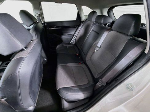 Used 2021 Kia Seltos S AWD/4WD image 25