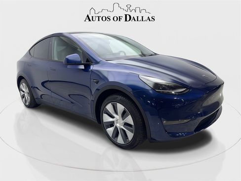 Used 2023 Tesla Model Y 2WD image 4