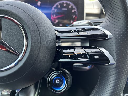 Used 2025 Mercedes-Benz C 43 AMG 4MATIC Sedan image 20