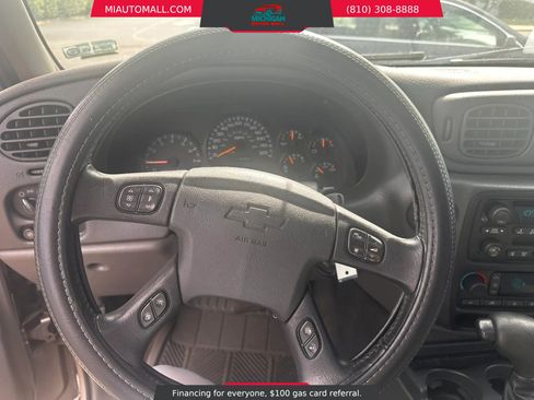 Used 2002 Chevrolet TrailBlazer LTZ AWD/4WD image 10