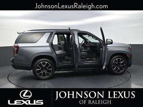 Used 2022 Chevrolet Tahoe RST w/ Luxury Package AWD/4WD image 33