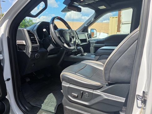 Used 2018 Ford F150 Raptor w/ Equipment Group 802A Luxury image 14