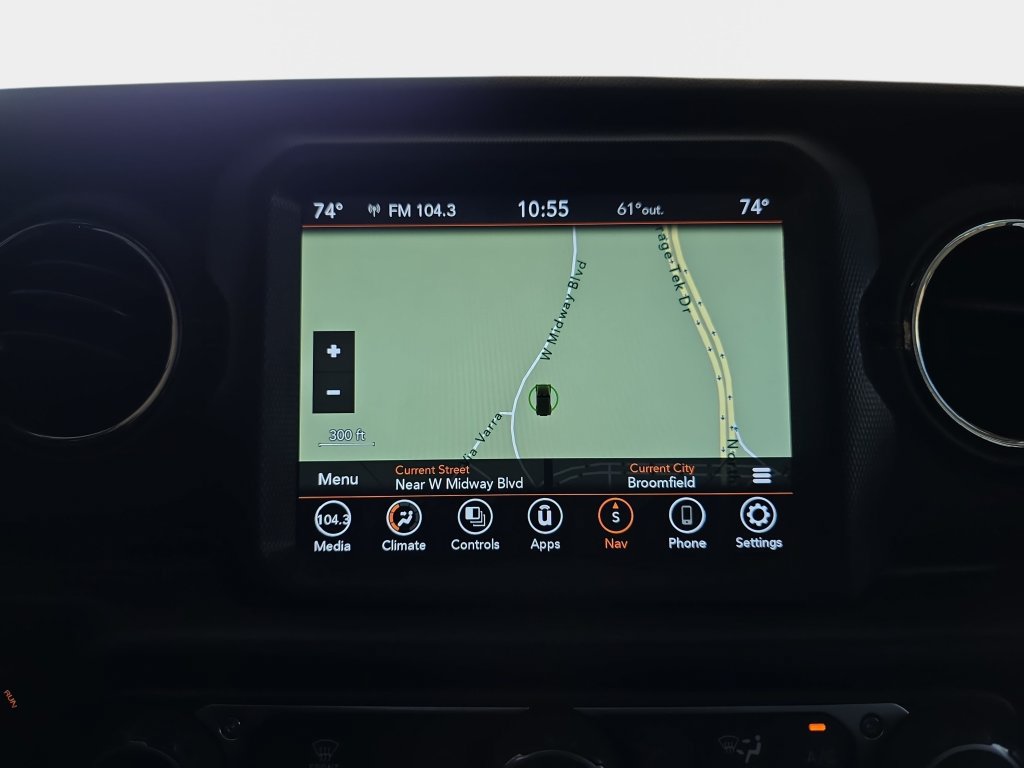 Used 2021 Jeep Wrangler Unlimited Sahara AWD/4WD image 24