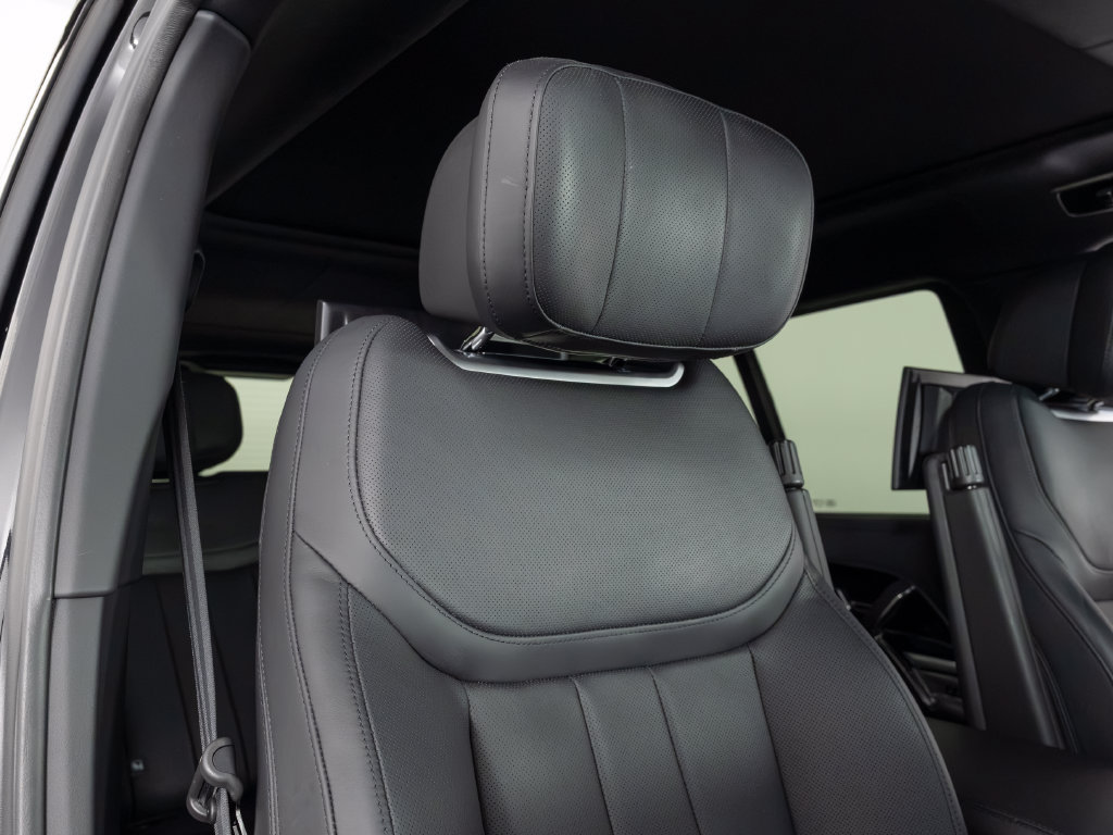 Used 2024 Land Rover Range Rover Autobiography AWD/4WD image 41