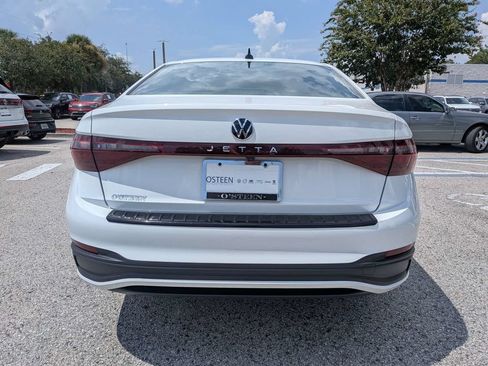 Used 2026 Volkswagen Jetta S FWD image 5