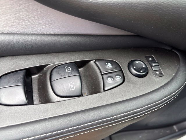 Certified 2023 Nissan Murano SV w/ SV Midnight Edition Package AWD/4WD image 12